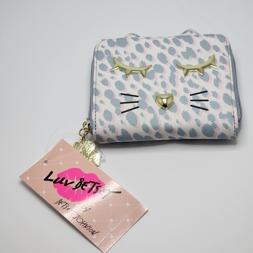 Luv Betsey by Betsey Johnson Cat Bifold Zip Wallet